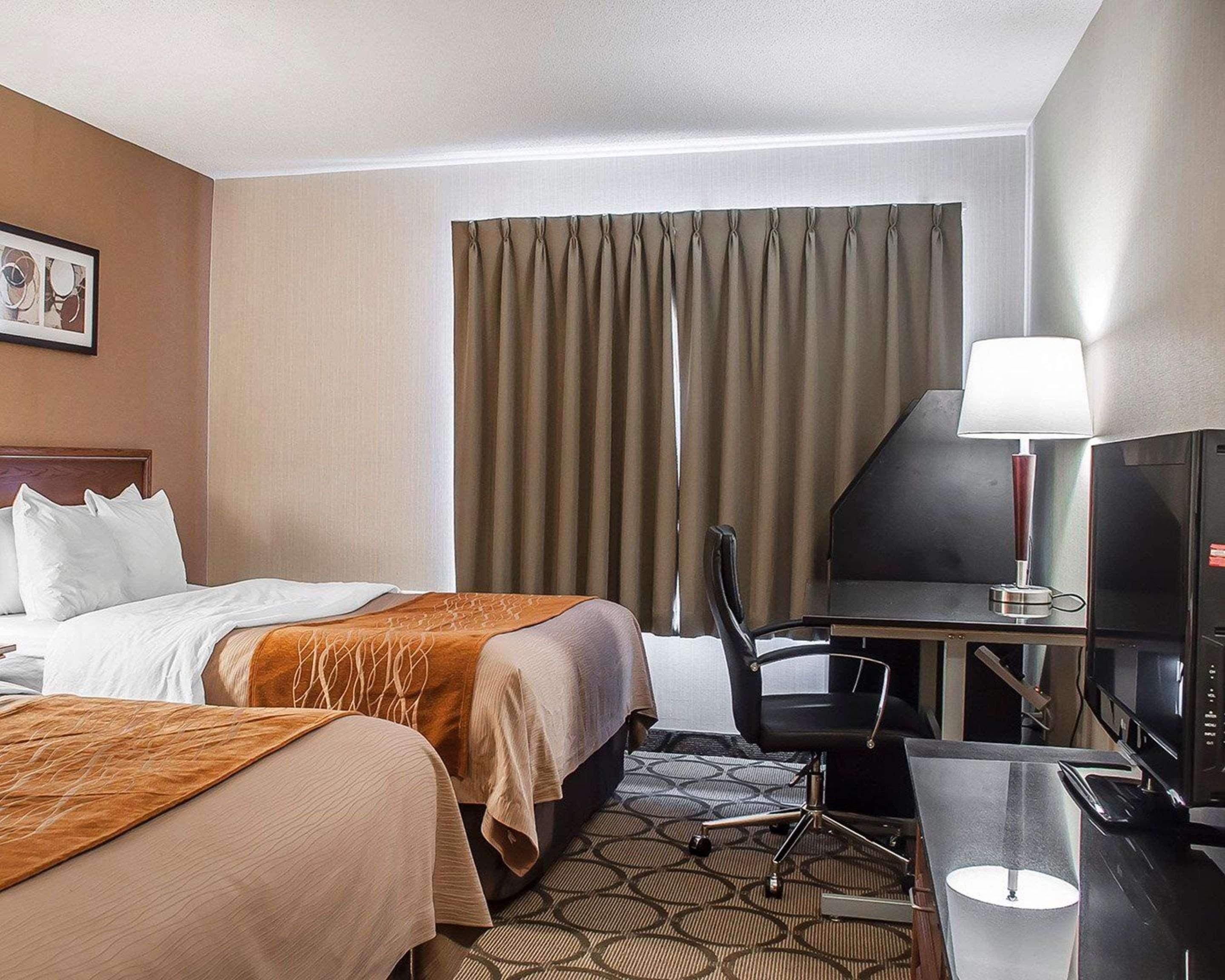 Comfort Inn Simcoe Exteriör bild