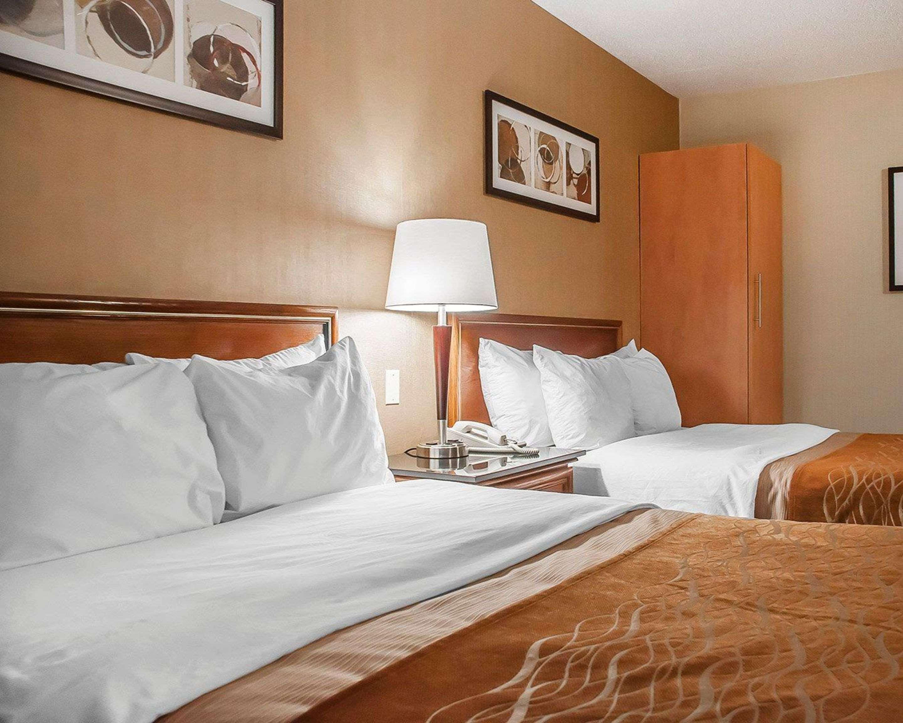 Comfort Inn Simcoe Exteriör bild
